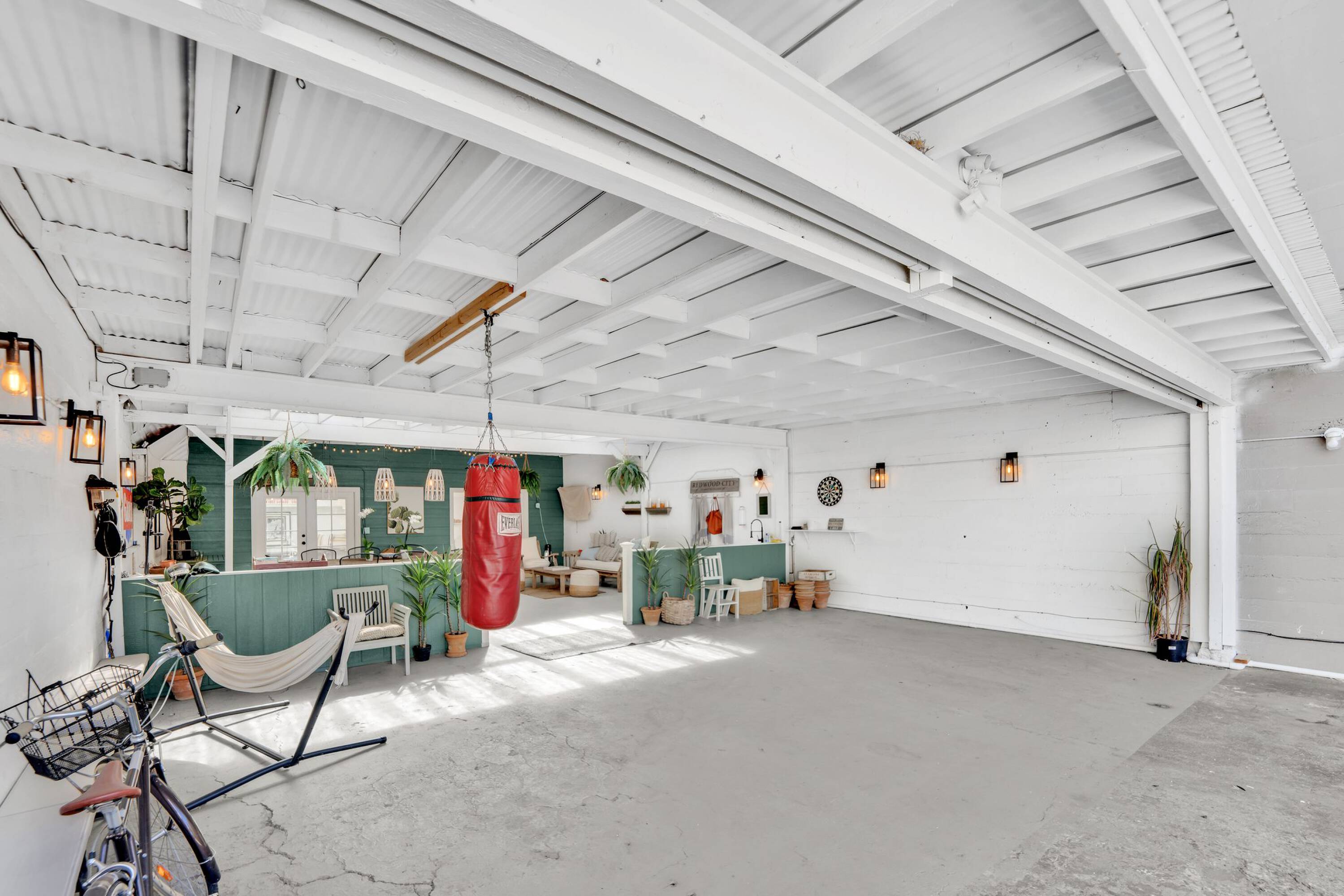 Commercial/Retail/Lease Retail/Office/Special Purpose